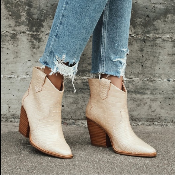 Chinese Laundry Shoes - NWT Chinese Laundry Bonnie Bootie